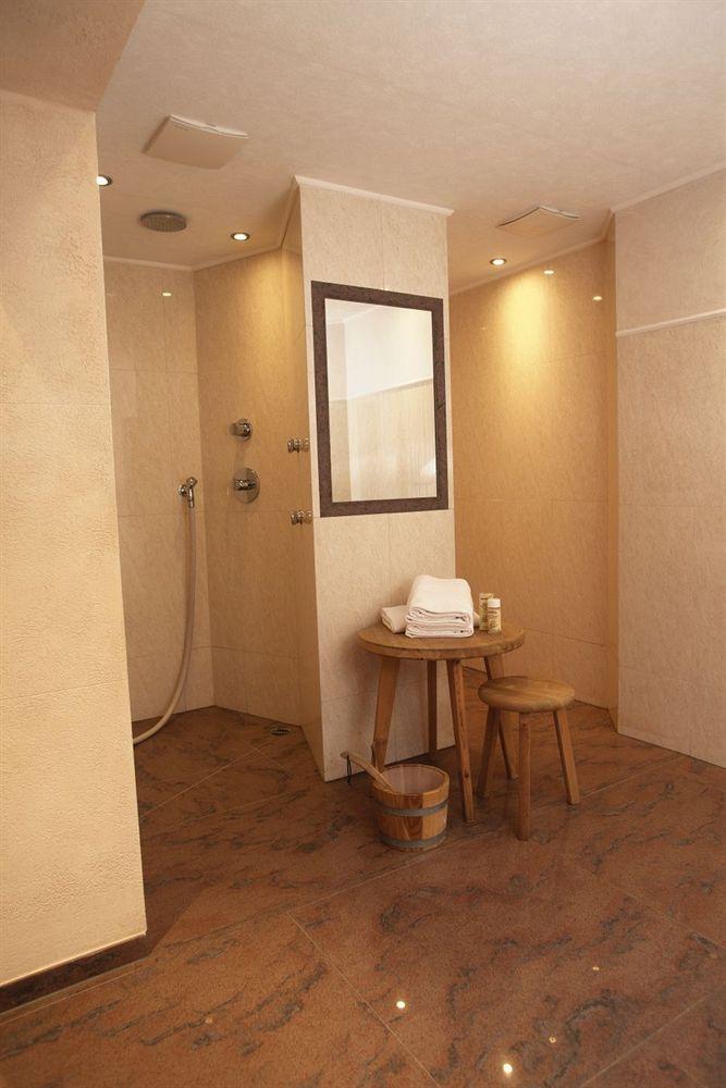 Reuler Hotel St Hubert מראה חיצוני תמונה