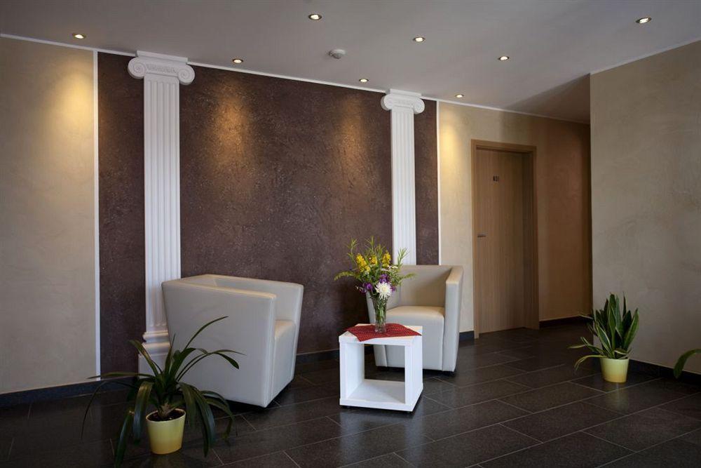 Reuler Hotel St Hubert מראה חיצוני תמונה