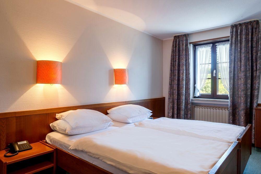 Reuler Hotel St Hubert מראה חיצוני תמונה